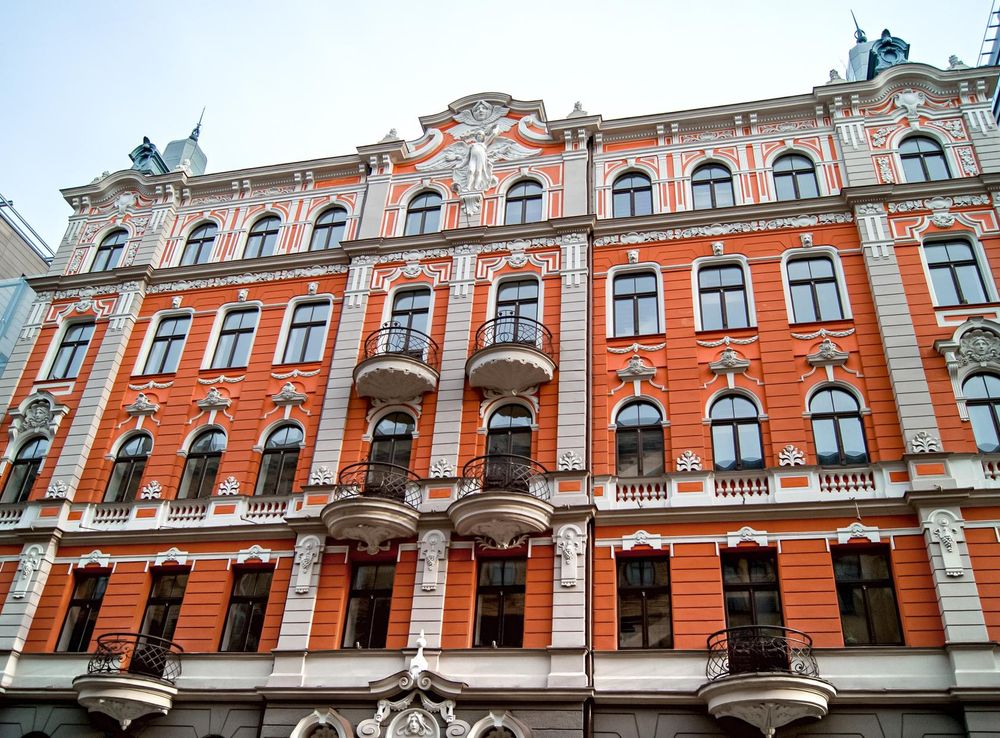 File:Art Nouveau building in Riga (8531756855).jpg - Wikimedia Commons
