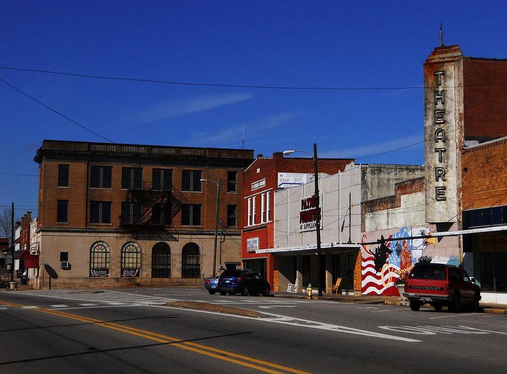 File:Downtown Roanoke Alabama.JPG - Wikipedia
