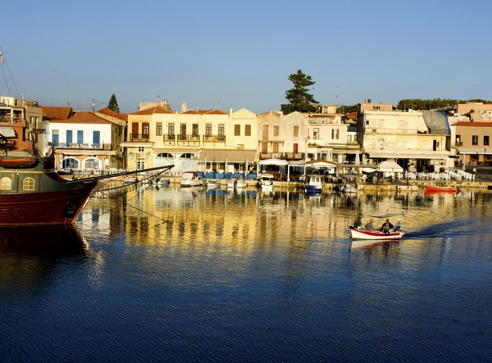 File:Rethymno,venetian port 02.jpg - Wikimedia Commons