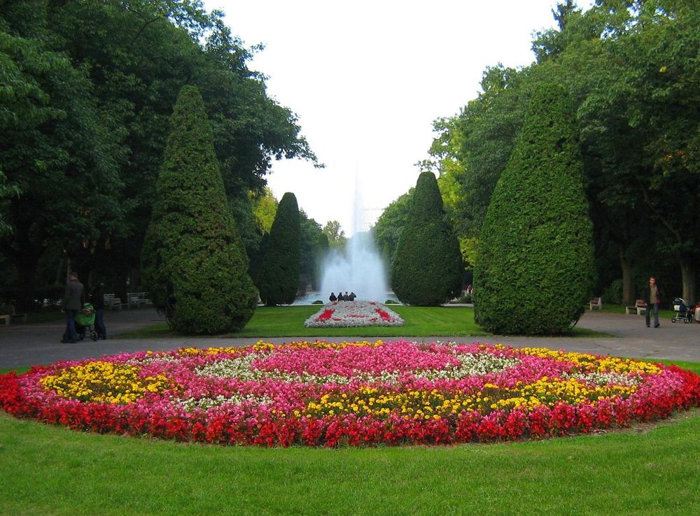 File:Park Planty Białystok (2008).jpg - Wikimedia Commons