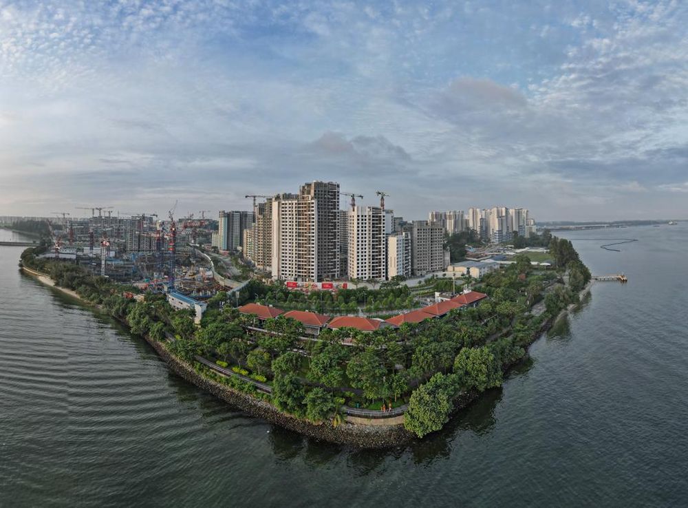 File:The Punggol Point Park alongside Punggol Settlement seen from the  Johor Strait.jpg - Wikimedia Commons