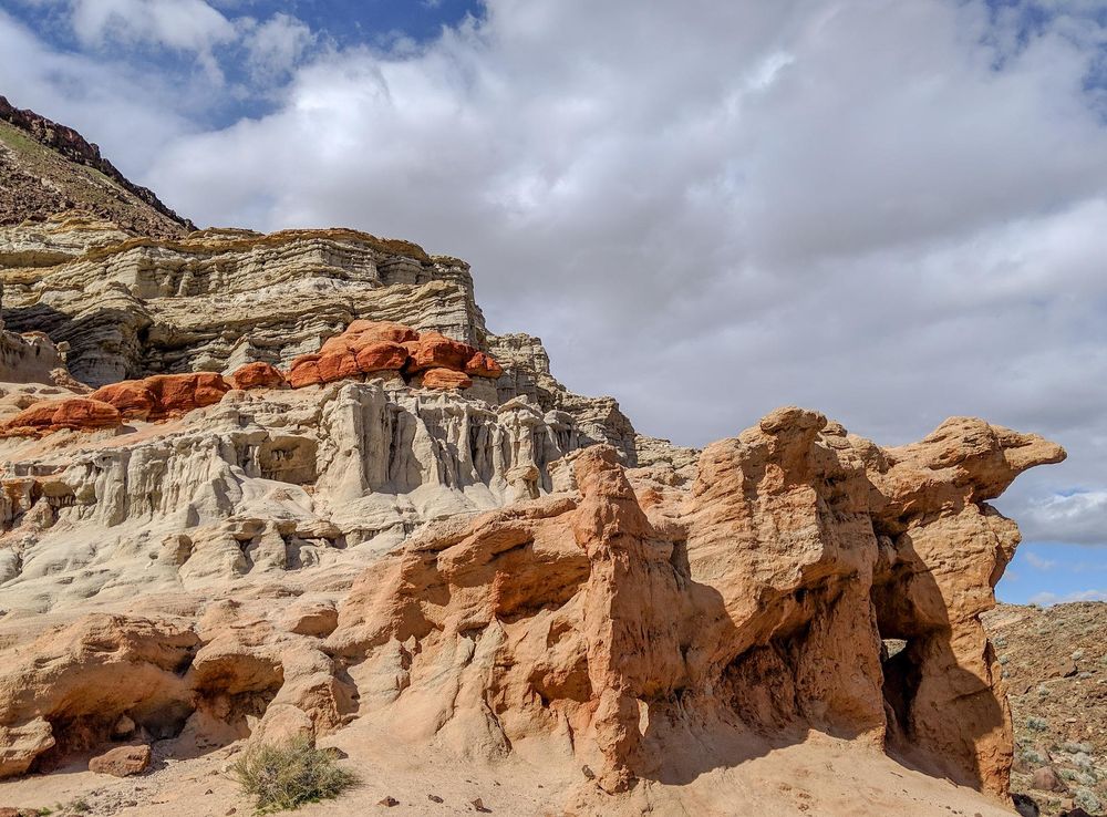 File:Red Rock Canyon State Park (40942260123).jpg - Wikimedia Commons