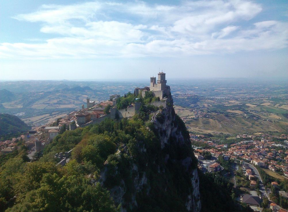 File:San Marino - panoramio (1).jpg - Wikimedia Commons