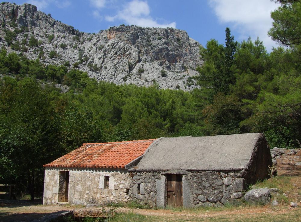 File:Paklenica - watermills.JPG - Wikimedia Commons