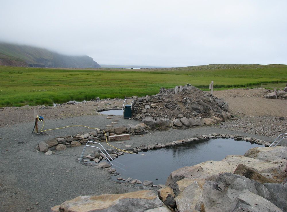 File:Grettislaug.JPG - Wikimedia Commons