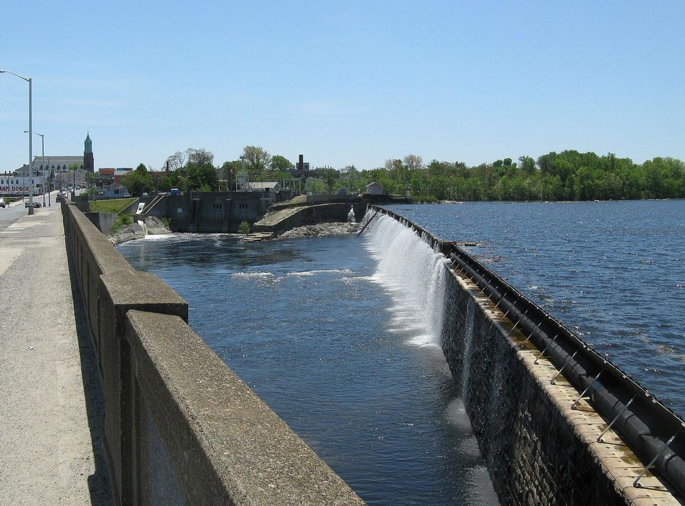File:Great Stone Dam on the Merrimack River, Lawrence MA.jpg - Wikimedia  Commons