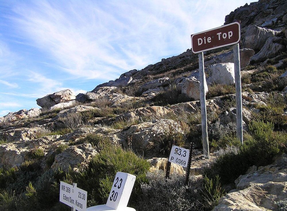 File:Top of the Swartberg Pass.JPG - Wikipedia