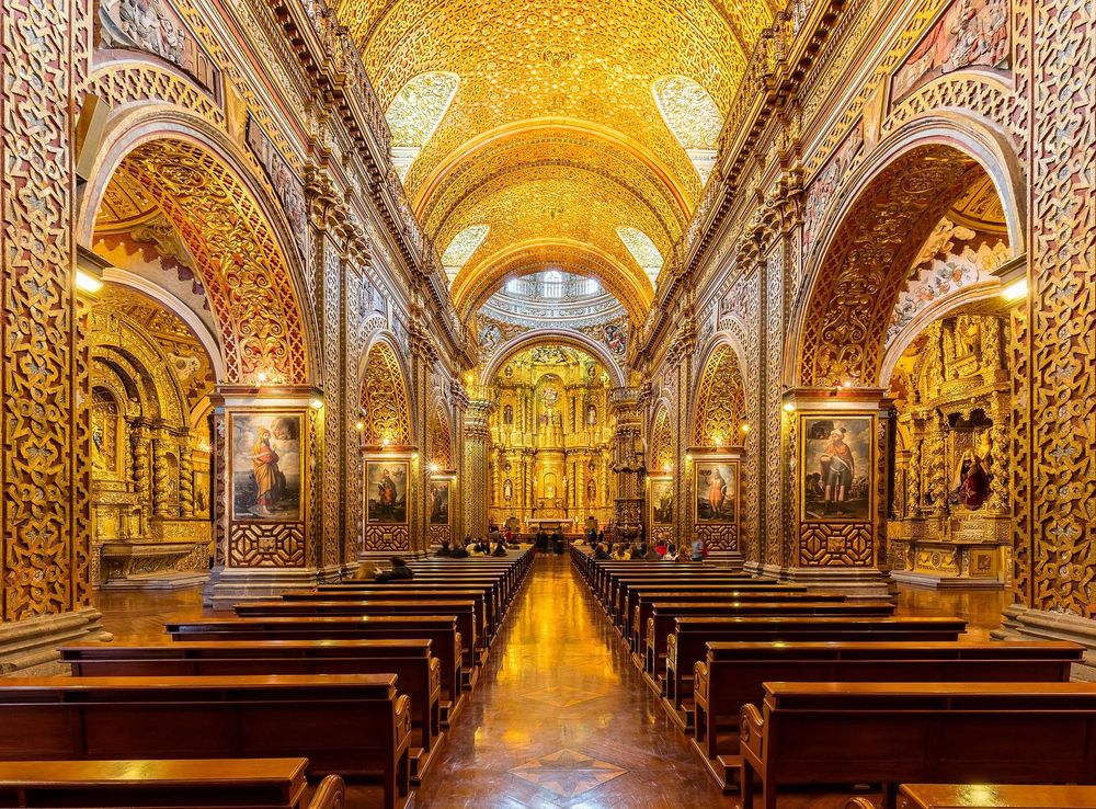 File:Iglesia de La Compañía, Quito, Ecuador, 2015-07-22, DD 149-151 HDR.JPG  - Wikipedia