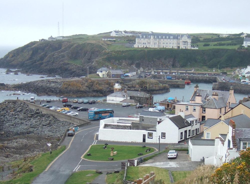 File:Port Patrick Harbour 05-08-30 19.jpeg - Wikimedia Commons