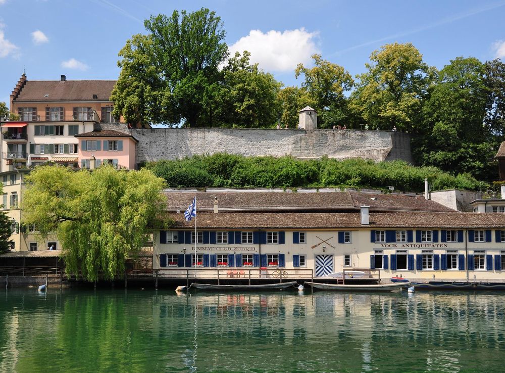 File:Zürich - Lindenhof - Stützmauer IMG 1382.JPG - Wikimedia Commons