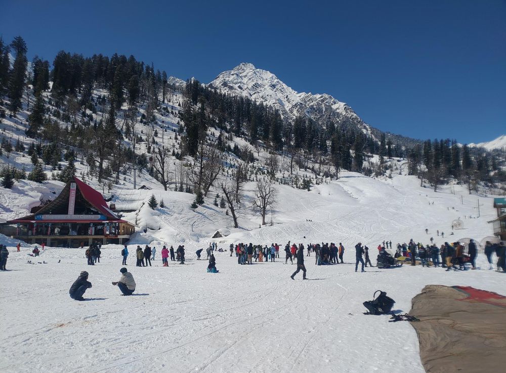 File:Solang valley Ropeway1 (28-02-2019).jpg - Wikimedia Commons