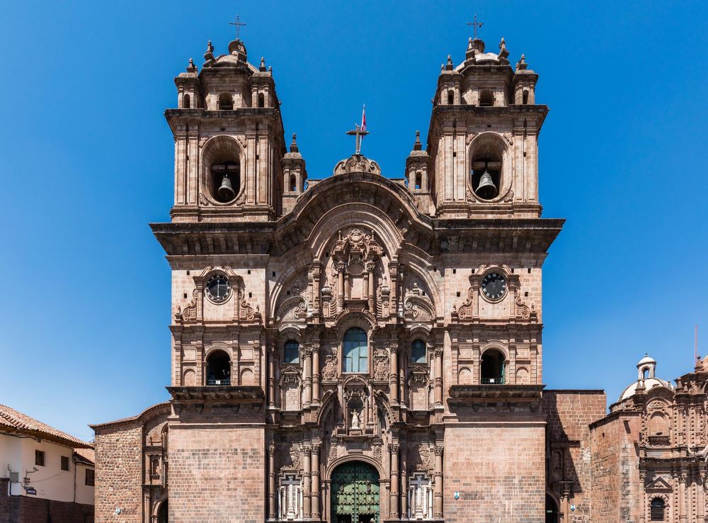 File:Iglesia de la Compañía de Jesús, Plaza de Armas, Cusco, Perú,  2015-07-31, DD 51.JPG - Wikipedia