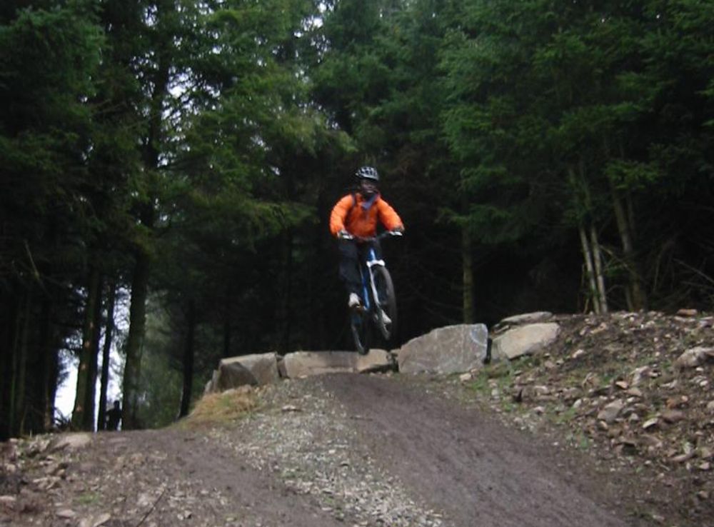 File:Glentress air.jpg - Wikimedia Commons