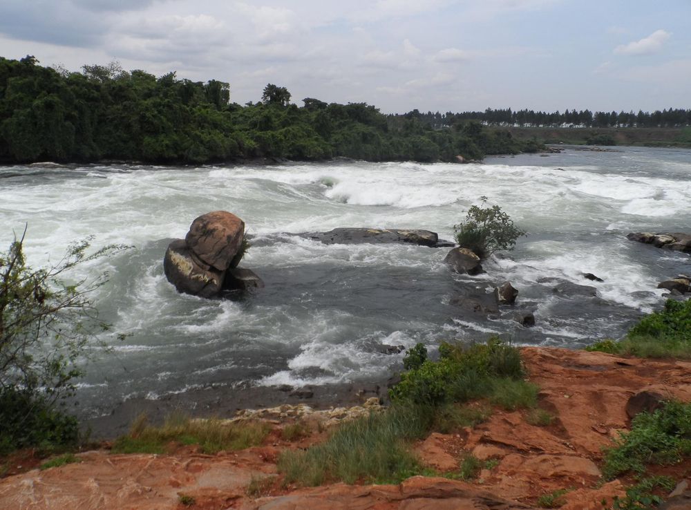 File:Itanda Falls - Jinja, Uganda.jpg - Wikimedia Commons