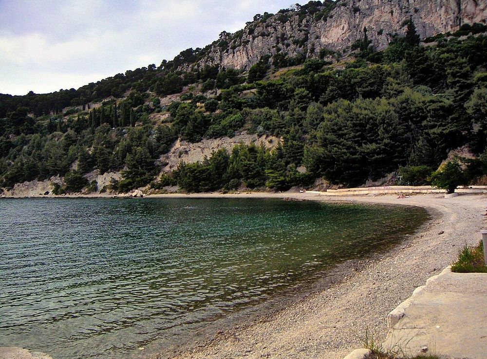 File:Kasuni beach Split.jpg - Wikimedia Commons