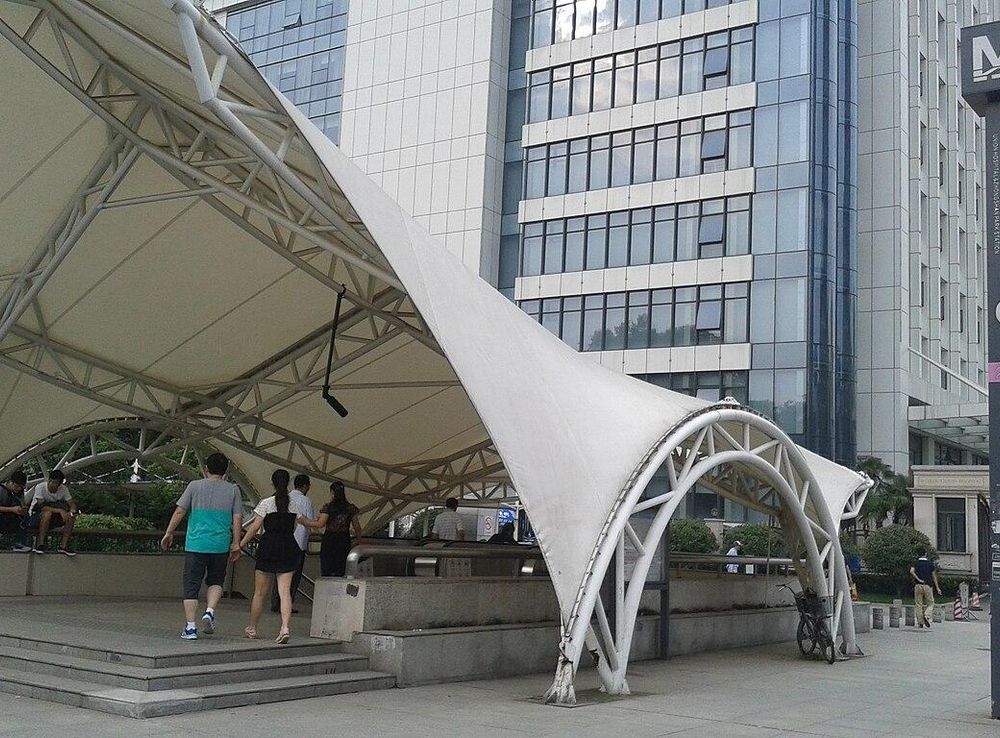 File:Entrance C of Zhongshan Park Station.jpg - Wikipedia