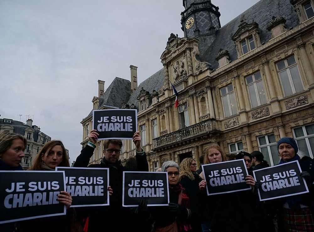 Archivo:Nous sommes Charlie Reims 05915.JPG - Wikipedia, la enciclopedia  libre