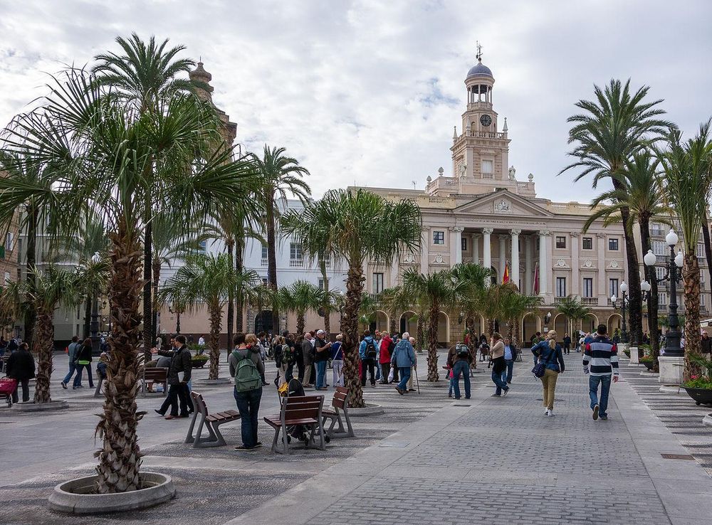 File:Cadiz Plaza de San Juan de Dios.jpg - Wikimedia Commons