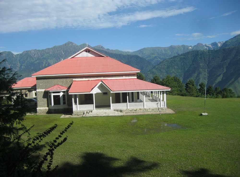 File:Shogran Kaghan Valley Pakistan.JPG - Wikimedia Commons
