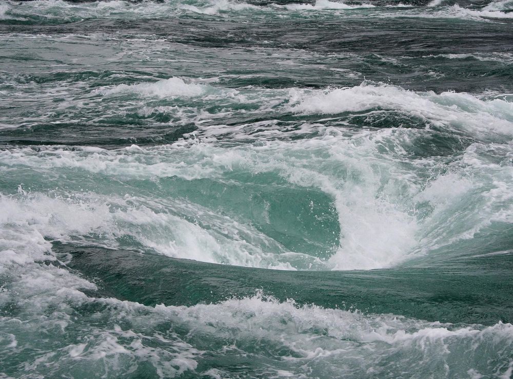 File:Naruto Whirlpools taken 4-21-2008.jpg - Wikipedia