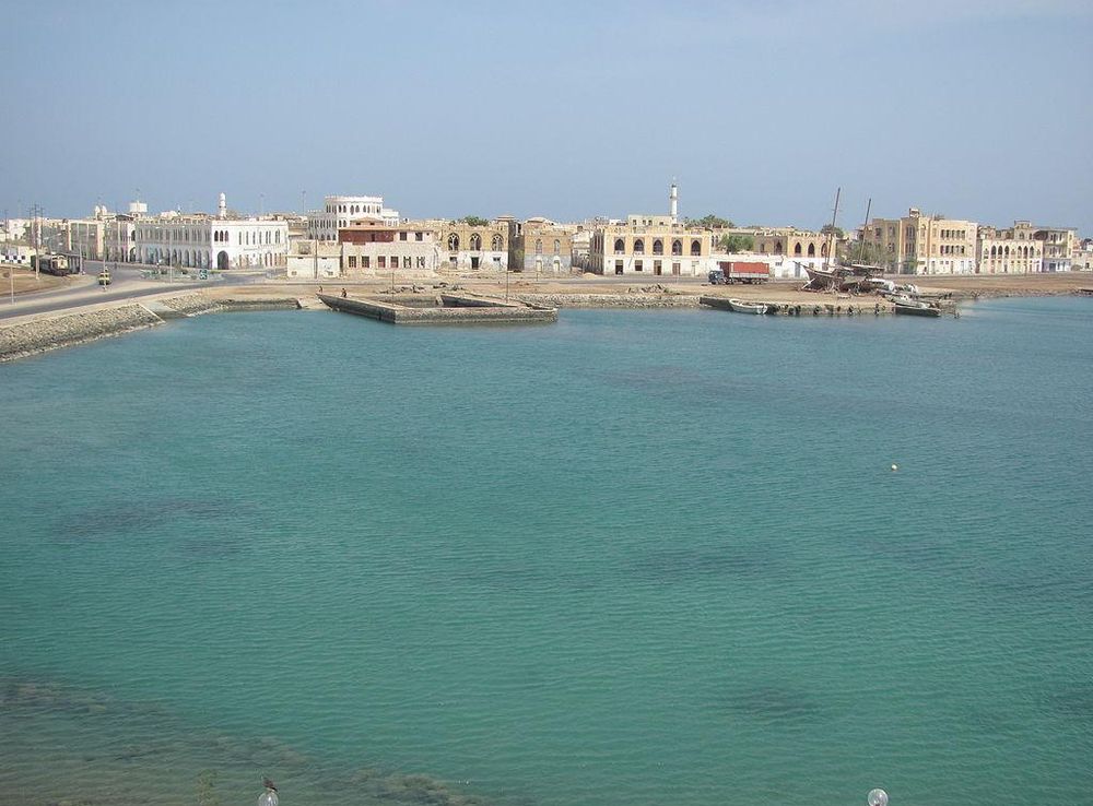 File:Historic Center Massawa Panorama.JPG - Wikimedia Commons