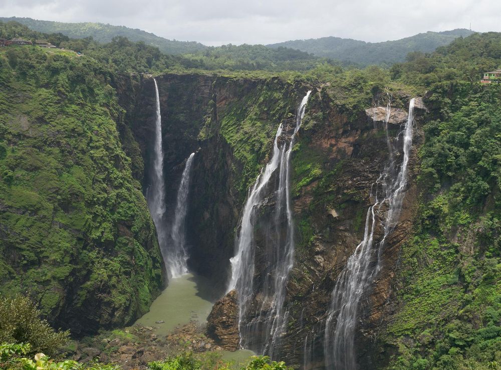 File:Jog Falls 05092016.jpg - Wikimedia Commons