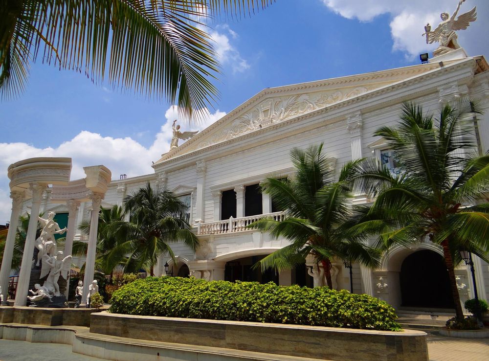 Free Images : architecture, villa, mansion, house, building, home,  vacation, facade, property, sightseeing, tourism, courtyard, resort, india,  bengaluru, bangalore, hacienda, condominium, real estate, karnataka,  innovative, residential area, arecales ...