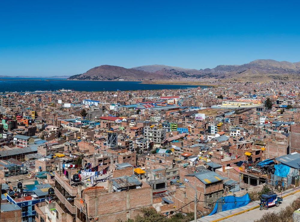 File:Vista de Puno y el Titicaca, Perú, 2015-08-01, DD 53-54 PAN.JPG -  Wikipedia