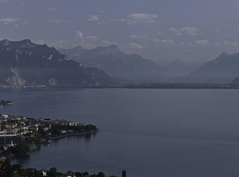 File:Lake Geneva And Montreux Riviera (225901629).jpeg - Wikimedia Commons