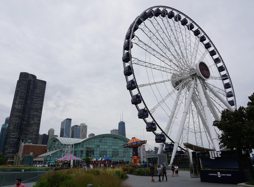 File:Ferris Wheel at Navy Pier, Chicago (49687527151).jpg - Wikimedia  Commons