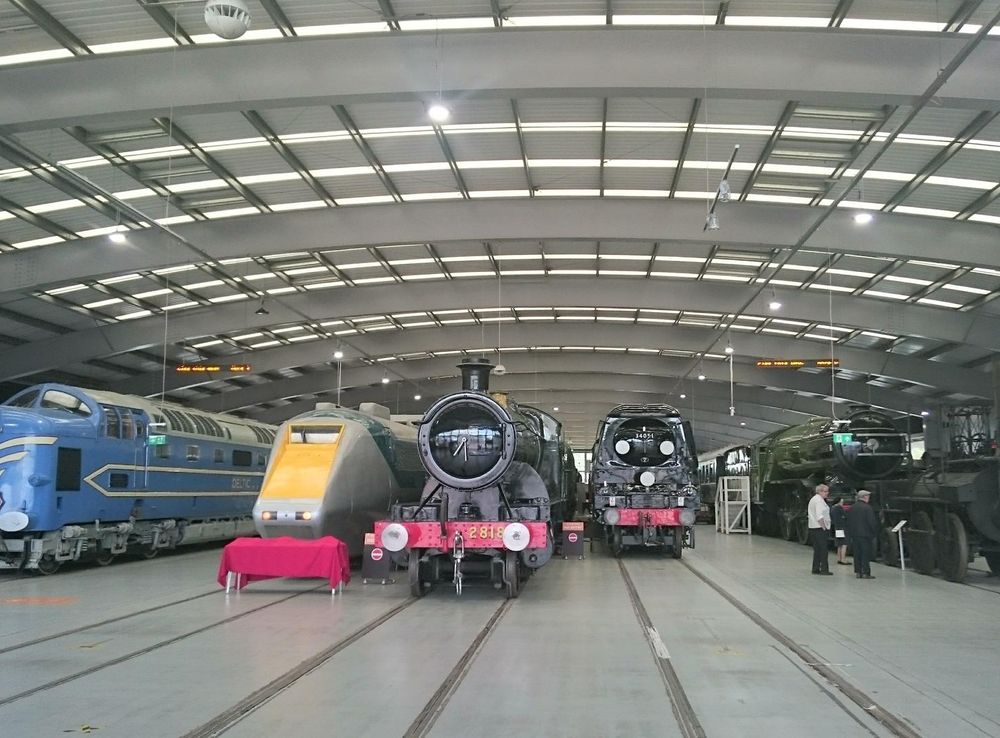 File:Trains at Railway Museum.jpg - Wikipedia