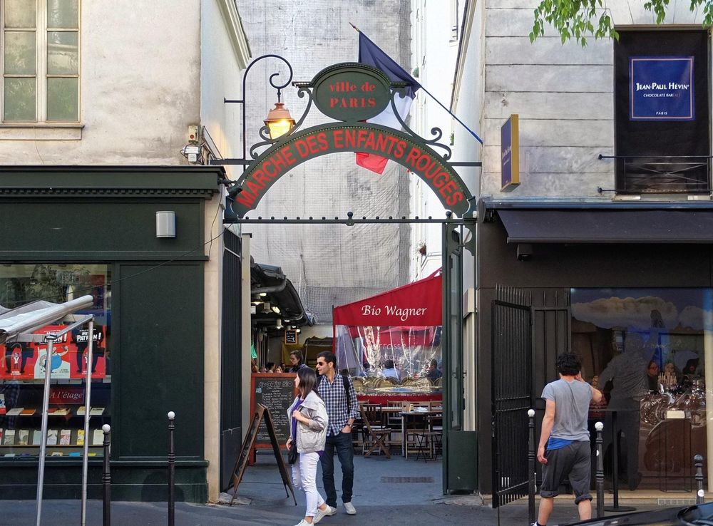 File:Marché des Enfants-Rouges, Paris May 2016.jpg - Wikimedia Commons