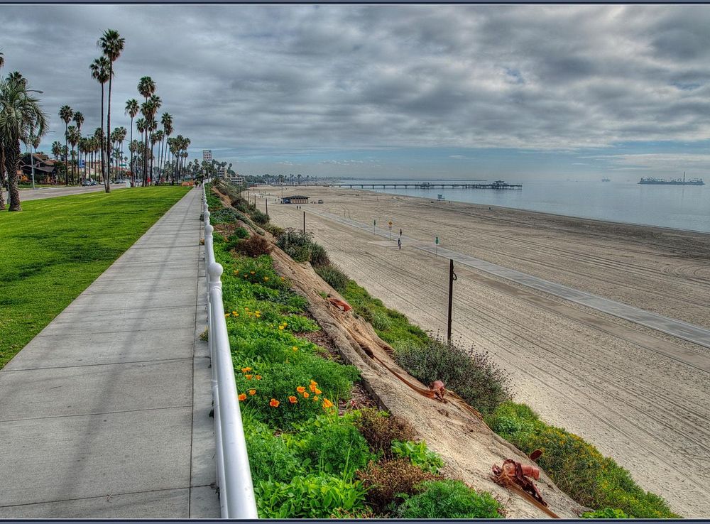 File:Belmont Fishing Pier (191455031).jpeg - Wikimedia Commons