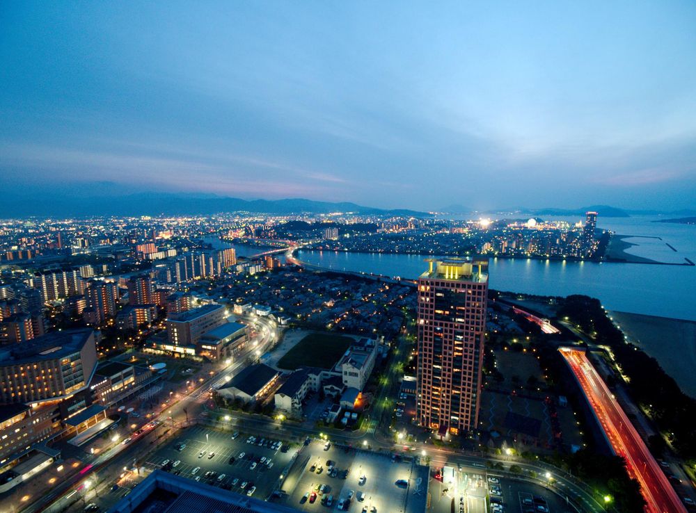 File:View from Fukuoka Tower, Fukuoka; March 2019 (07).jpg - Wikimedia  Commons