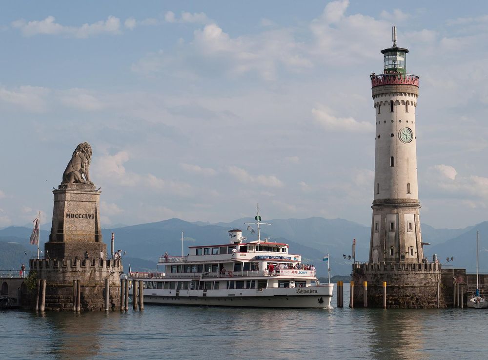 File:Lindau Harbor Lake Constance MS Schwaben 01.jpg - Wikipedia
