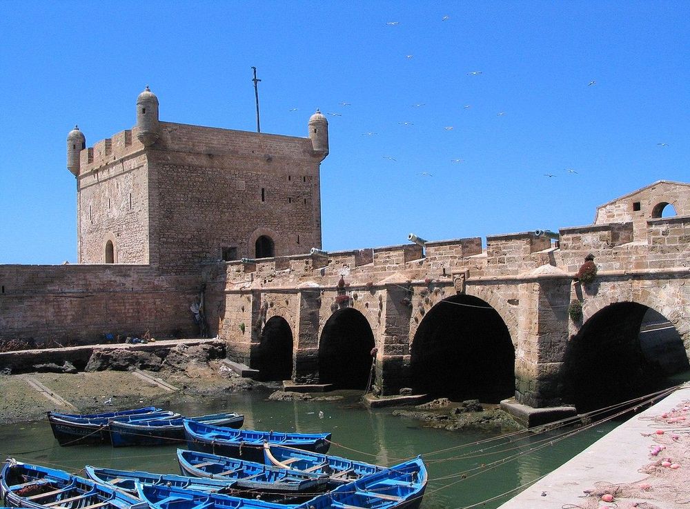 File:Essaouira port remparts 1134.JPG - Wikimedia Commons