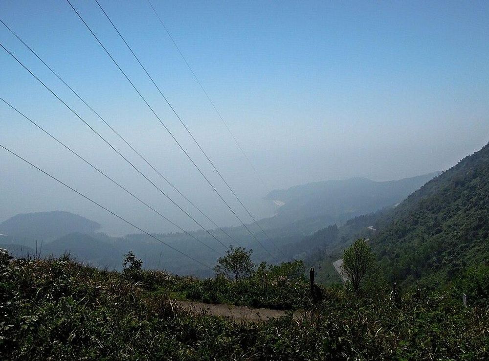 File:The Hải Vân Pass (ocean cloud pass), Vietnam (6944544016).jpg -  Wikimedia Commons