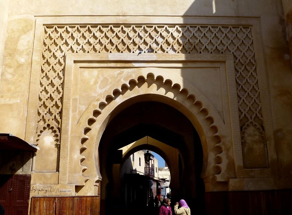 File:Bab Semmarine Fez Morocco - panoramio.jpg - Wikimedia Commons