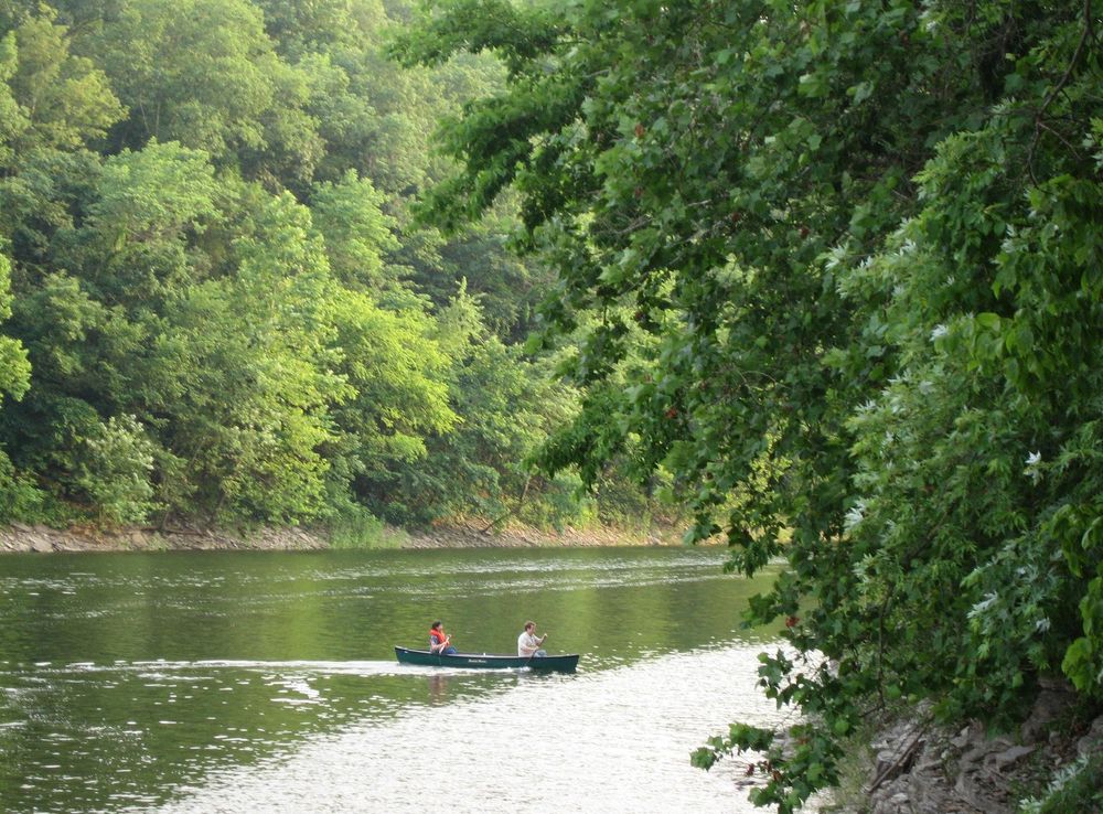 Free Images : landscape, nature, boat, lake, river, country, summer, canoe,  rural, green, vehicle, scenic, usa, america, rapid, reservoir, waterway,  outdoors, boating, loch, bluegrass, kentucky, ssj 3072x2304 - - 1378933 -  Free stock photos - PxHere