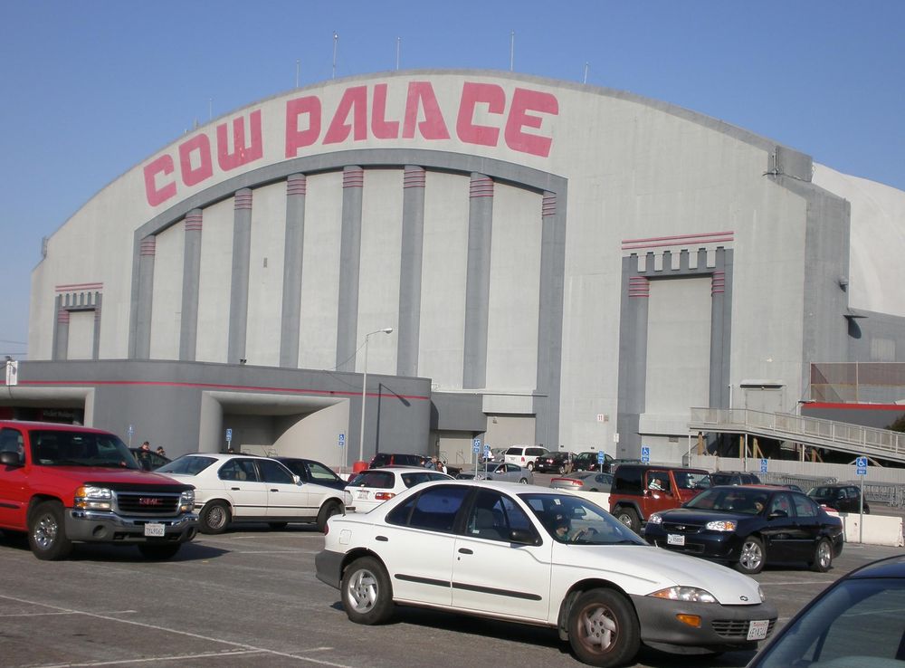 File:Cow Palace front 1.JPG - Wikimedia Commons