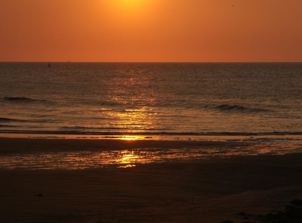 File:Sunset Klein Strand - Oostende.jpg - Wikimedia Commons