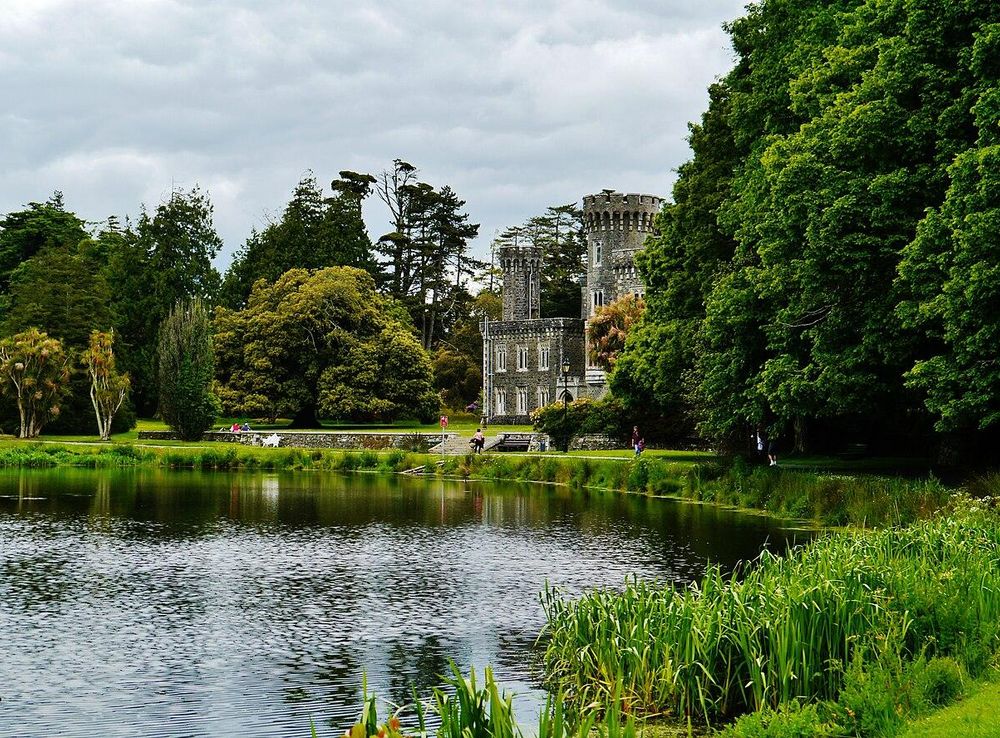 File:Murrintown Castle Lake 13.jpg - Wikimedia Commons