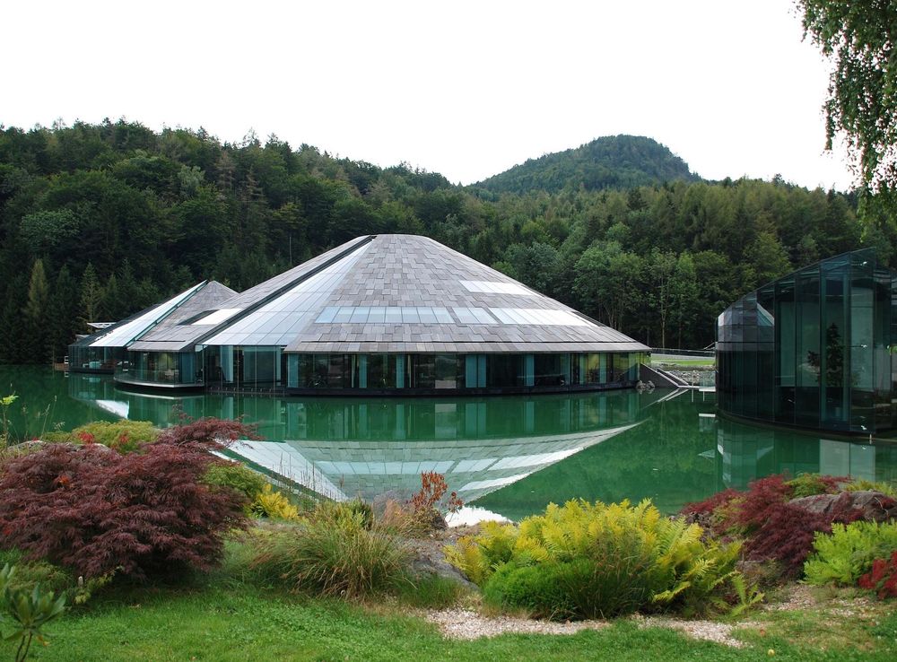 File:Red Bull Headquarters 1 (DFdB).JPG - Wikipedia