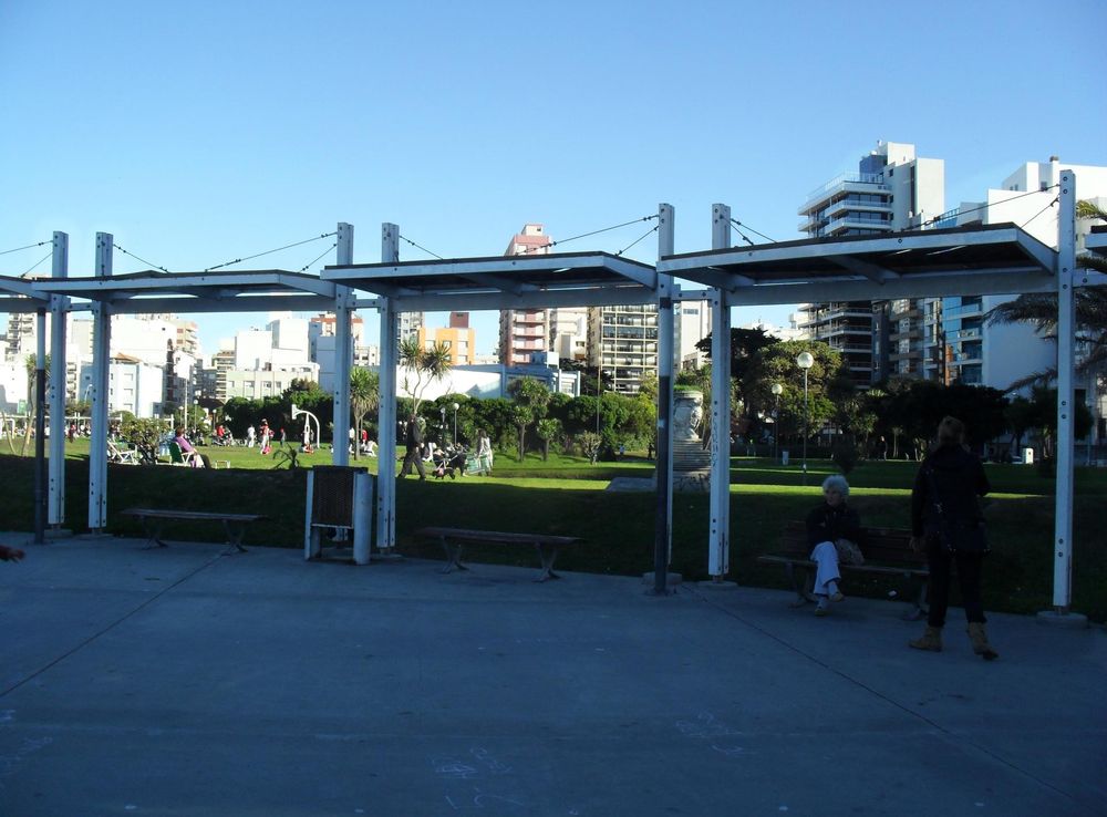 Archivo:Plaza España Mar del Plata.JPG - Wikipedia, la enciclopedia libre