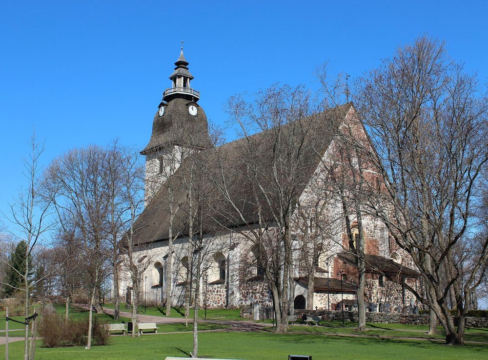 File:Naantali - Church 01.JPG - Wikimedia Commons