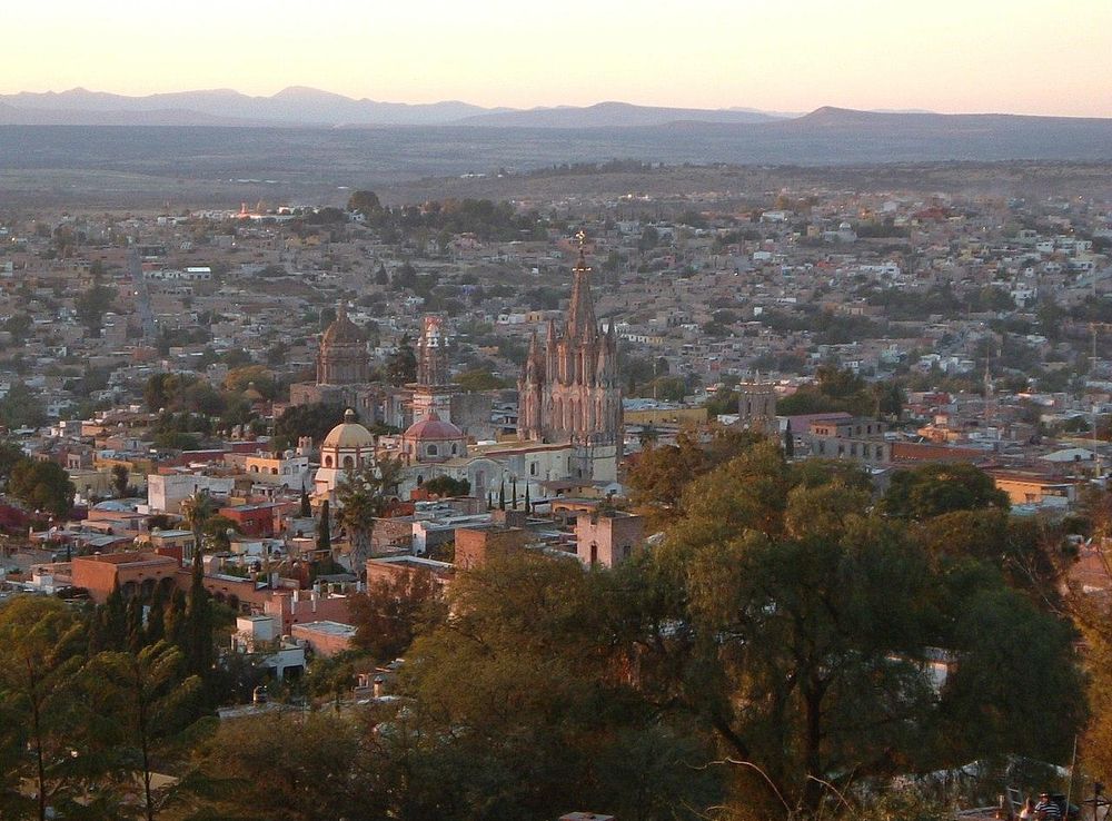 Archivo:P San Miguel de Allende.jpg - Wikipedia, la enciclopedia libre