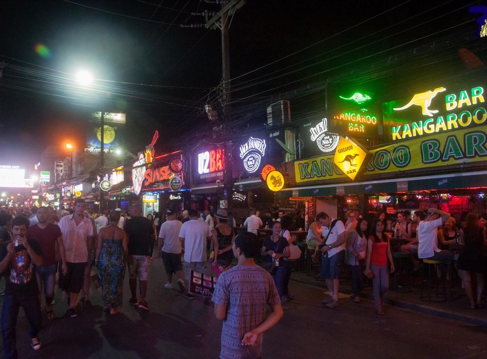 File:Bars at Bangla Road, Patong, Thailand.jpg - Wikimedia Commons