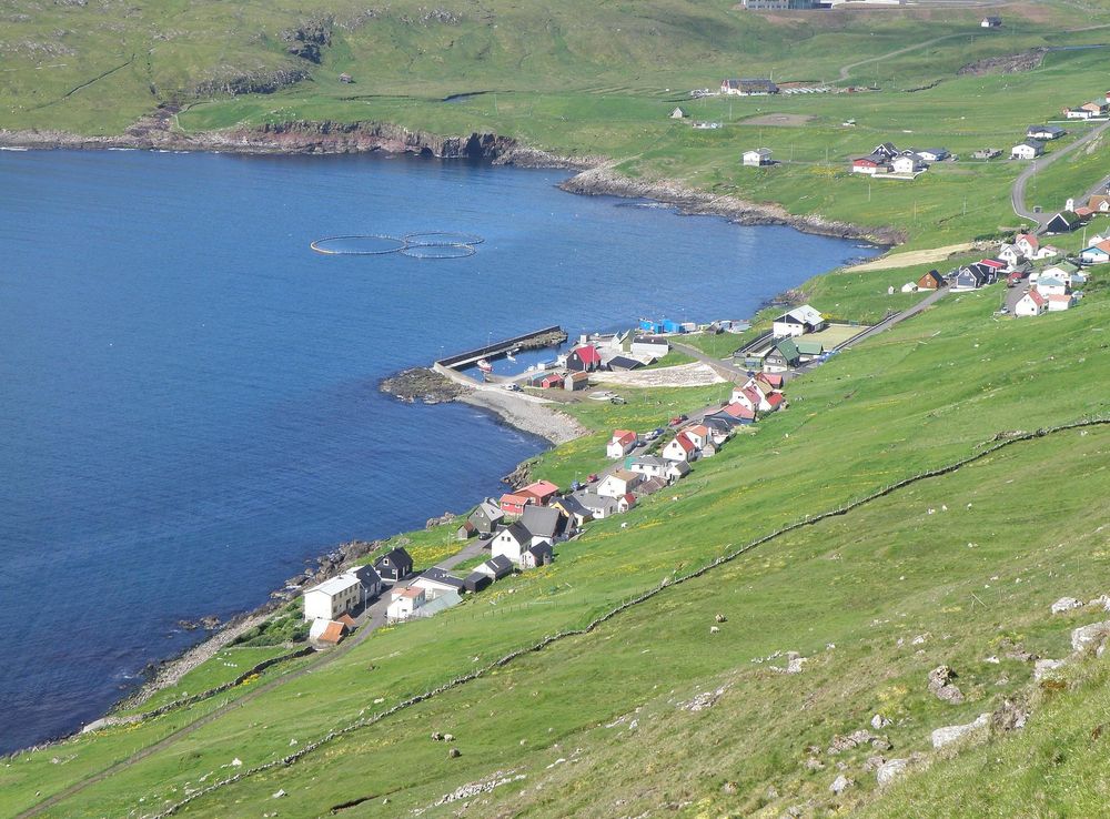 File:Hov Suduroy Faroe Islands.JPG - Wikimedia Commons