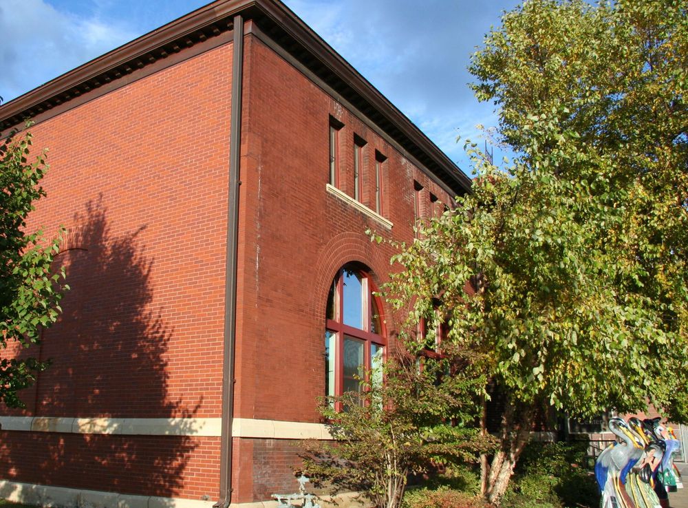 File:PumpHouse.JPG - Wikimedia Commons