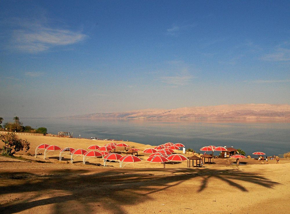 File:Dead-sea-ein-gedi-beach.JPG - Wikimedia Commons